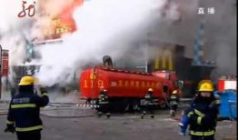 消防车救火视频,火场救援瞬间回顾